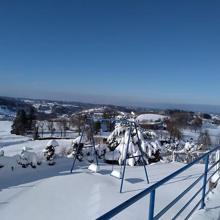Le Lac, La Neige,La Vue La Tour-dʼAuvergne Buitenkant foto